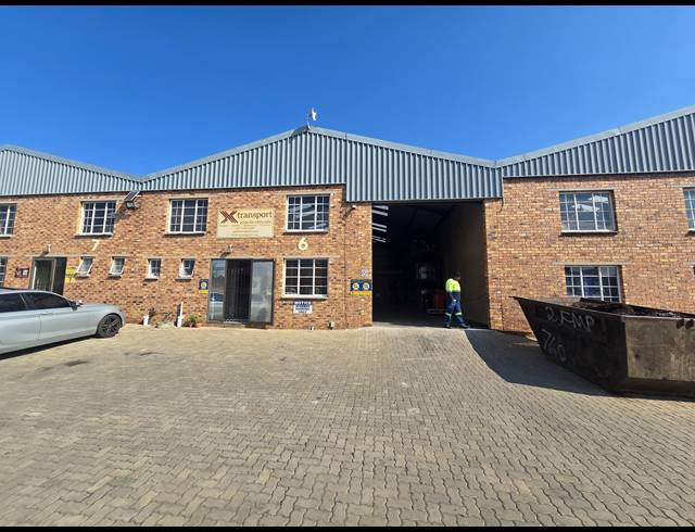280M² WAREHOUSE FOR SALE IN ANDERBOLT